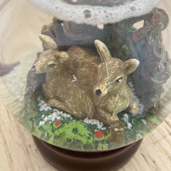 Silverstri Vintage Winter Wonderland Musical Snow Globe With Deer - Picture 3 of 7